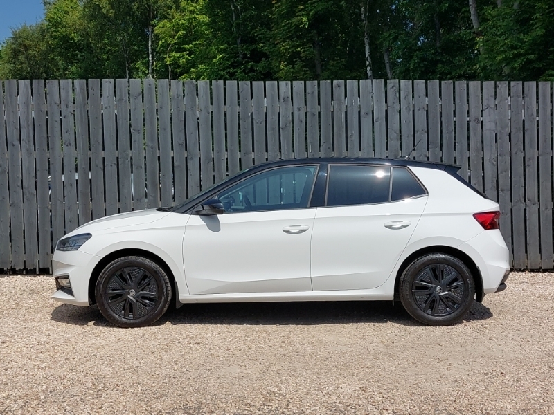 Skoda Fabia 1.0 Mpi 80 Colour Edition SJ72RXS White #4