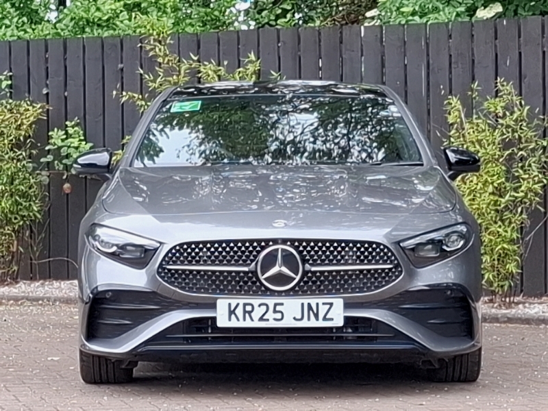 Mercedes-Benz 200 200 Amg Line Premium Plus 9G-tronic Black #14