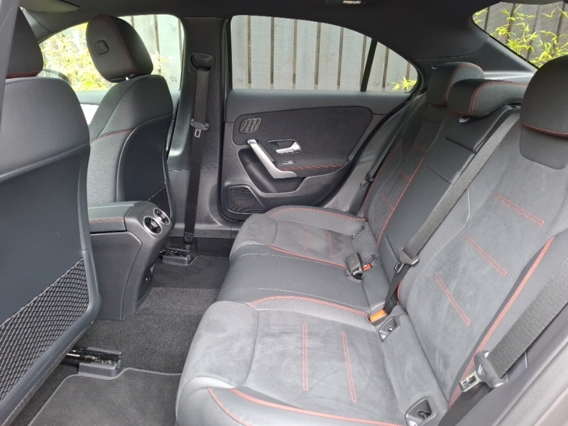 Mercedes-Benz 200 A Amg Line Premium Plus Grey #6