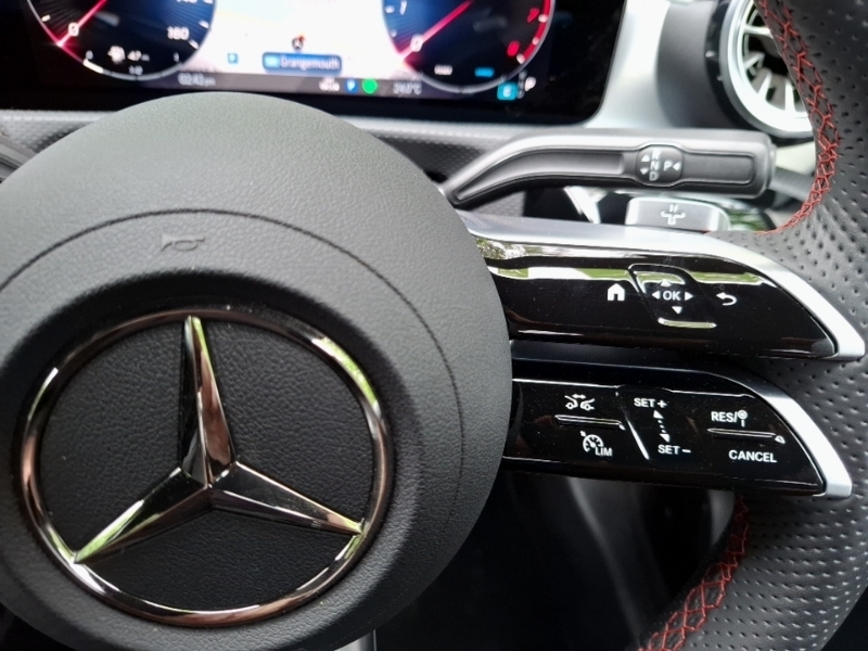 Mercedes-Benz 200 200 Amg Line Premium Plus 9G-tronic Black #13
