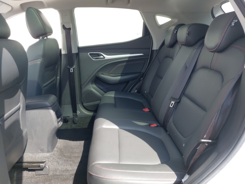 MG ZS 1.0T Gdi Exclusive SL23DVW White #6