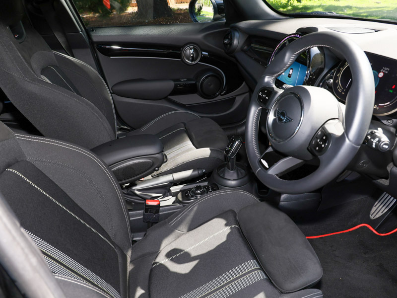 Mini Hatch 1.5 Cooper Sport SY73YBP Black #6