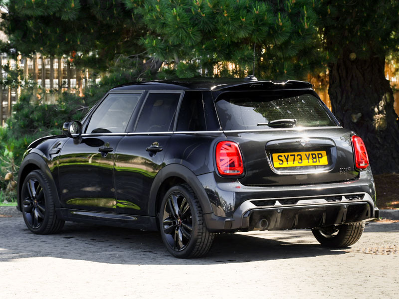 Mini Hatch 1.5 Cooper Sport SY73YBP Black #2