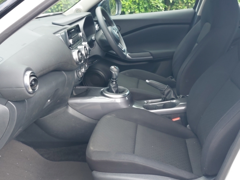 Nissan Juke 1.0 Dig-t 114 Visia ND72YLB White #5