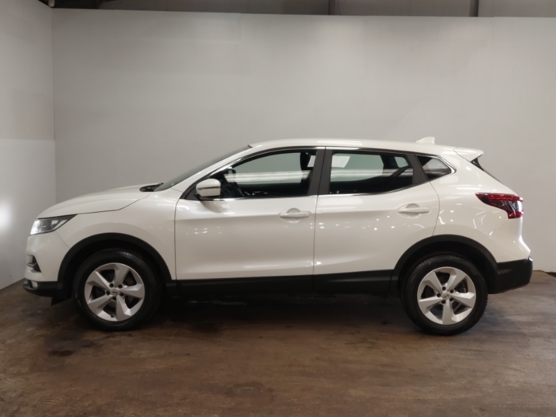 Nissan Qashqai 1.5 Dci 115 Acenta Premium VF19HHK White #4
