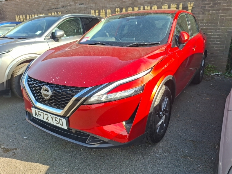 Nissan Qashqai 1.3 Dig-t Mh Acenta Premium Red