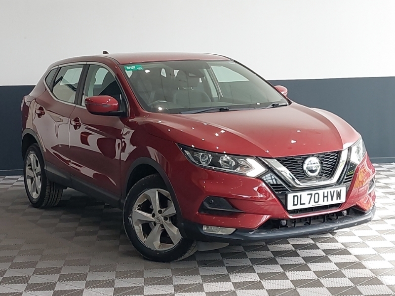 Nissan Qashqai 1.3 Dig-t Acenta Premium Red