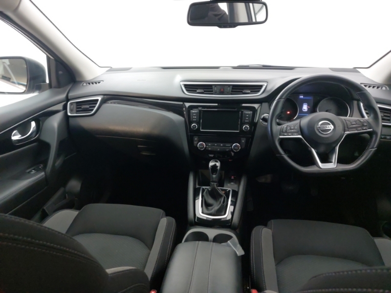 Nissan Qashqai 1.7 Dci N-connecta 4Wd Cvt White #3