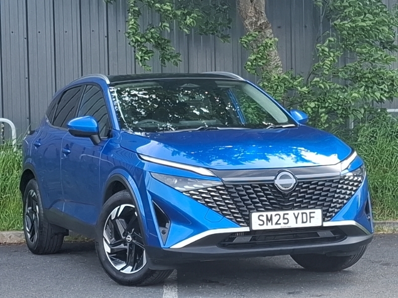 Nissan Qashqai 1.3 Dig-t Mh N-connecta Glass Roof Blue