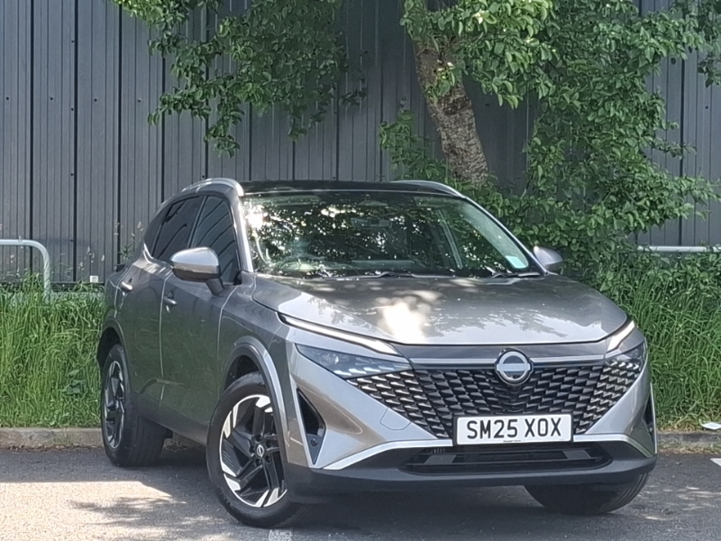 Nissan Qashqai 1.3 Dig-t Mh N-connecta Grey
