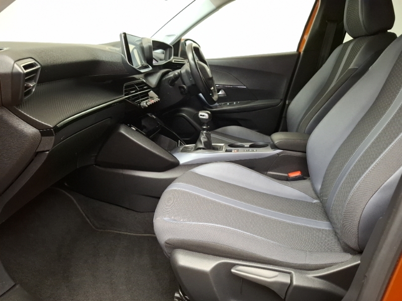 Peugeot 2008 1.2 Puretech 130 Allure Premium KS70HBZ Orange #5