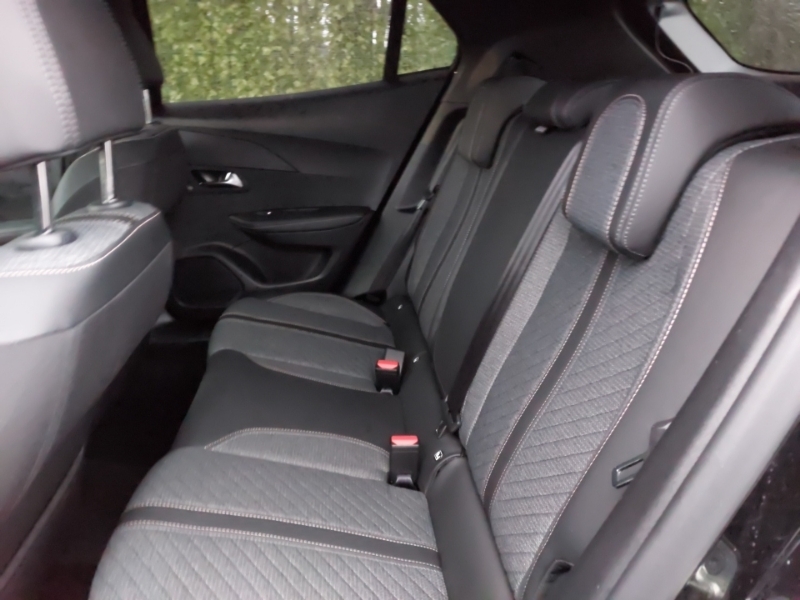 Peugeot 2008 1.2 Puretech 130 Allure CK74YLT Black #6