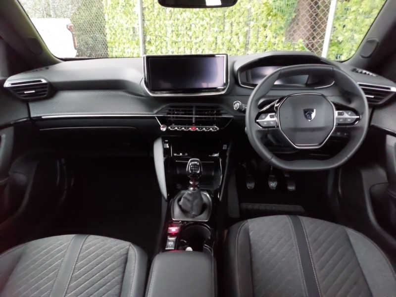 Peugeot 2008 1.2 Puretech 130 Allure CK74YLT Black #3