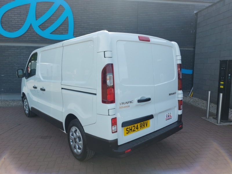 Renault Trafic Sl30 Blue Dci 130 Advance Van SH24RRV White #2