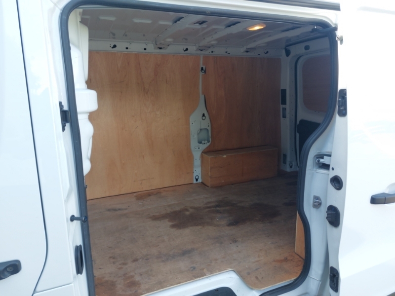 Renault Trafic Sl30 Blue Dci 130 Advance Van SH24RRV White #6