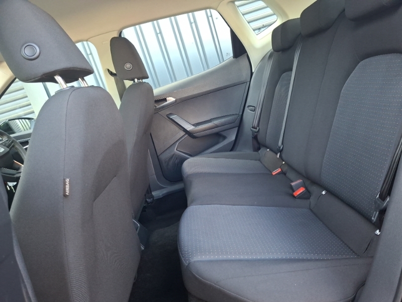 Seat Arona 1.0 Tsi Se XGZ2852 Black #6