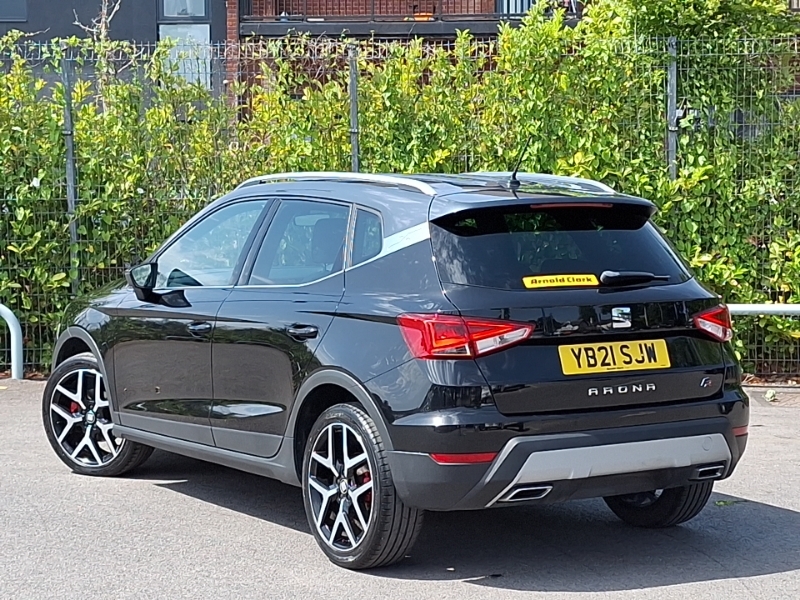 Seat Arona 1.0 Tsi 110 Fr Sport YB21SJW Black #2