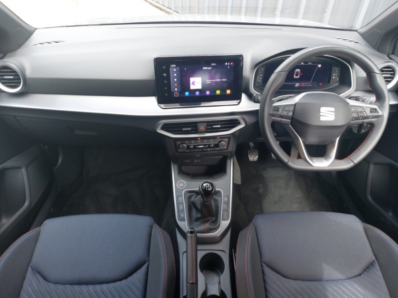 Seat Arona 1.0 Tsi 115 Fr Black Edition YT75XNW Grey #3