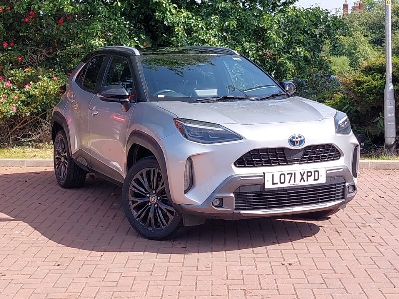 Toyota Yaris Cross 1.5 Hybrid Dynamic Cvt Silver