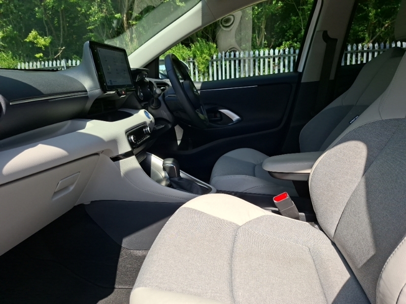 Toyota Yaris 1.5 Hybrid Excel Cvt PF73LYU White #5