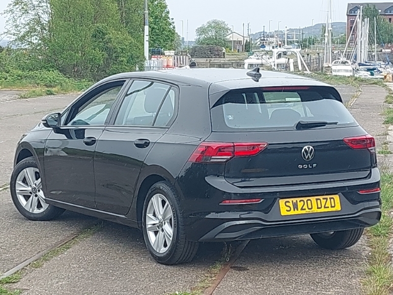Volkswagen Golf 1.5 Tsi Life SW20DZD Black #2