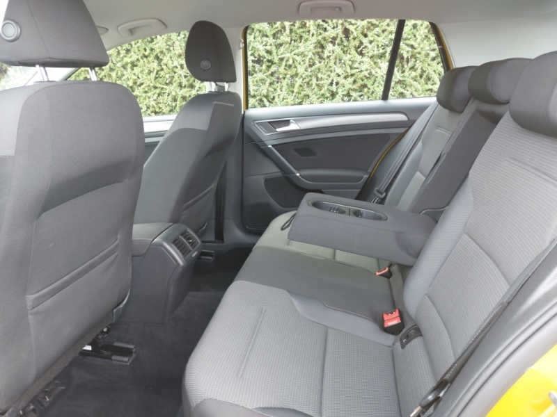 Volkswagen Golf 1.5 Tsi Evo Se Nav Dsg GL68HKT Yellow #6