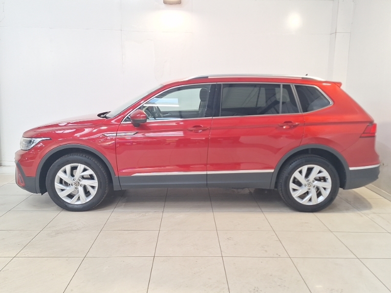 Volkswagen Tiguan Allspace 1.5 Tsi Life Red #4