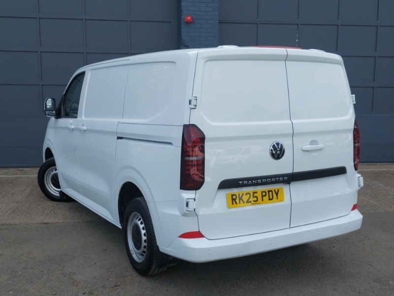 Volkswagen Transporter 2.0 Tdi 110 Commerce Plus Van RK25PDY White #2