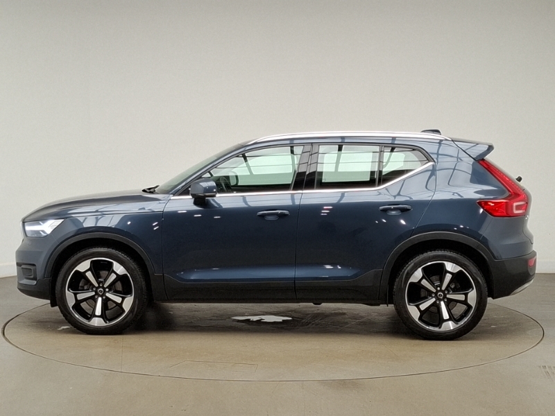 Volvo XC40 2.0 B4p Inscription Pro Awd ST21DVN Blue #4