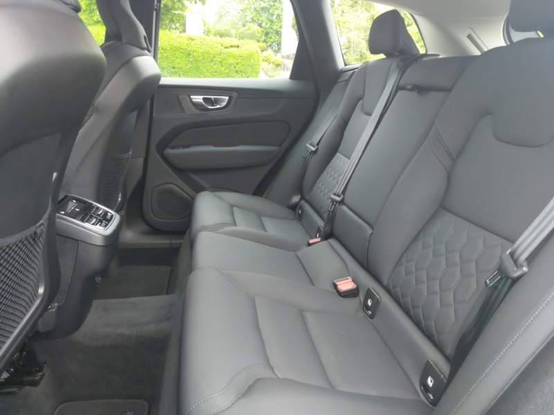 Volvo XC60 2.0 B5p Plus Dark Awd Geartronic SO25KGF Green #6