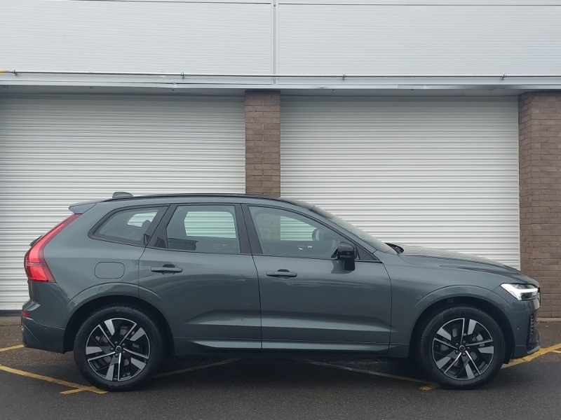 Volvo XC60 2.0 B5p Plus Dark Awd Geartronic SO25KGF Green #4