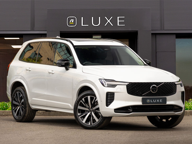 Volvo XC90 2.0 B5p Plus Dark Awd Geartronic White