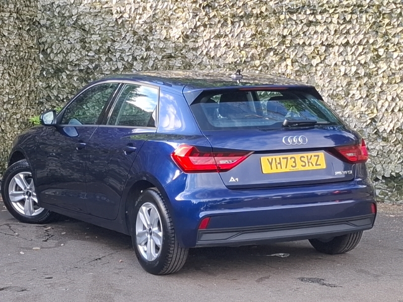 Audi A1 25 Tfsi Technik YH73SKZ Blue #2
