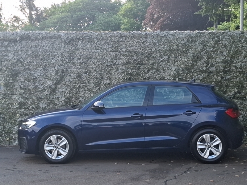 Audi A1 25 Tfsi Technik YH73SKZ Blue #4