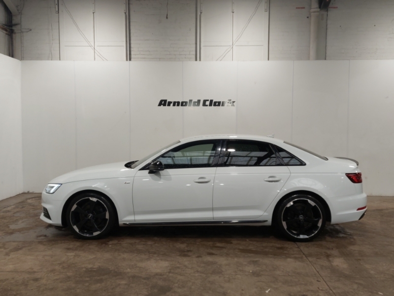 Audi A4 2.0T Fsi Black Edition S Tronic White #4