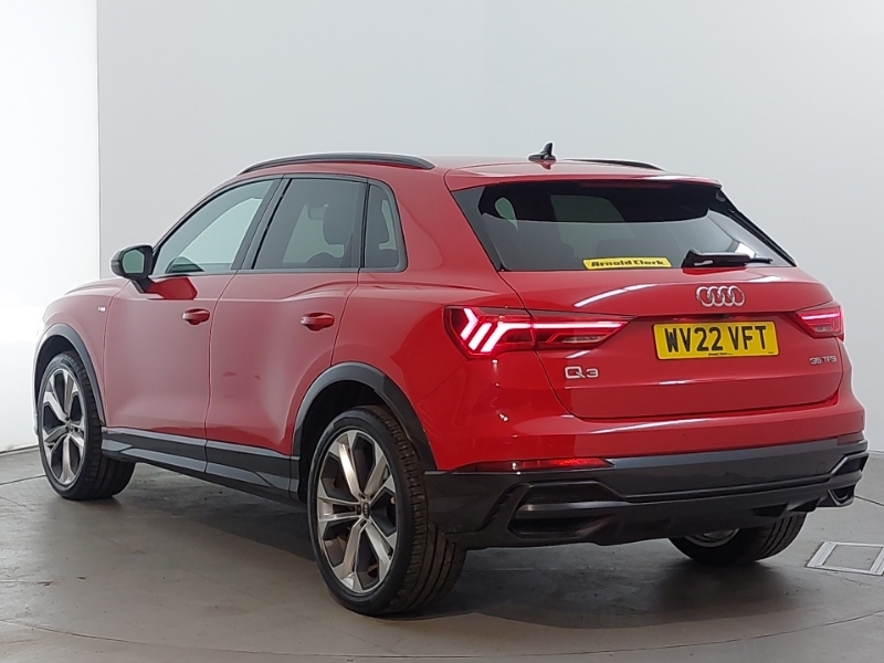 Audi Q3 35 Tfsi Black Edition S Tronic WV22VFT Red #2