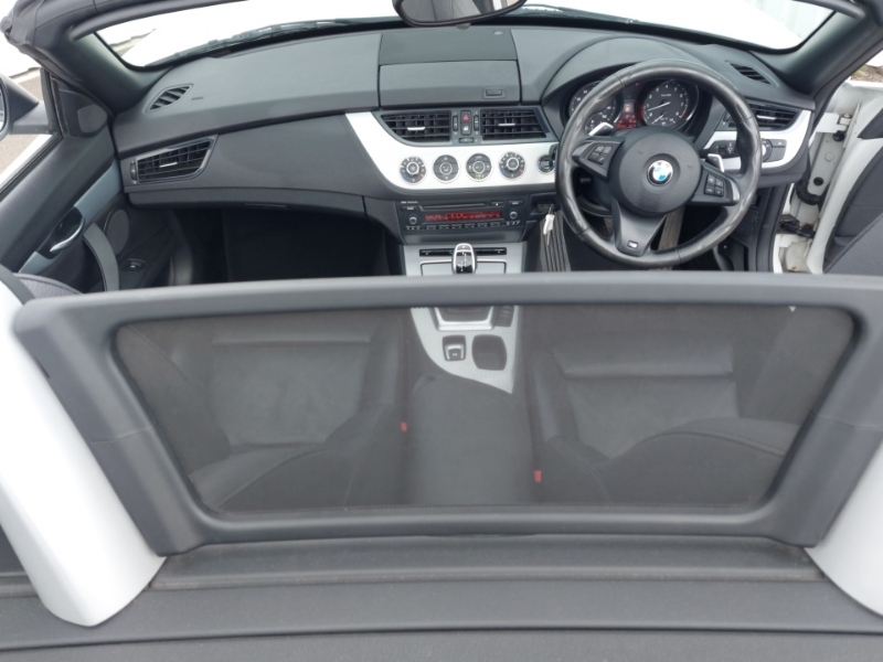 BMW Z4 20I Sdrive M Sport White #3
