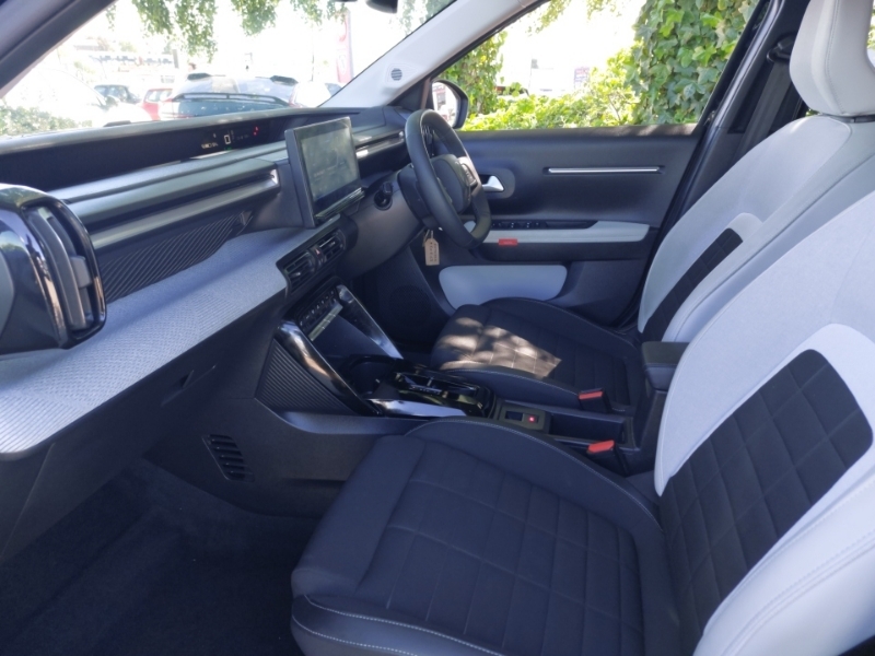 Citroen C3 83Kw Max 44Kwh FH74ULU Black #5