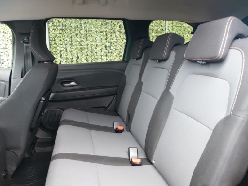 Dacia Jogger 1.6 Hev Extreme GY24LCZ Green #6
