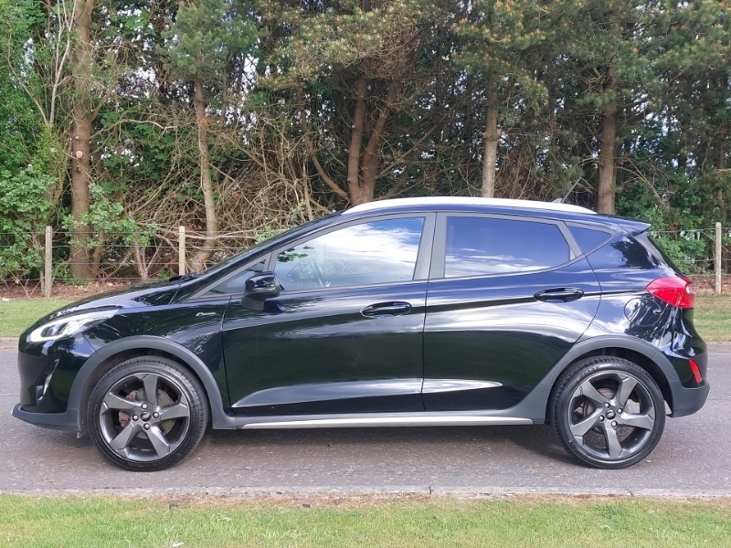 Ford Fiesta 1.0 Ecoboost Active 1 MD19UYO Black #4