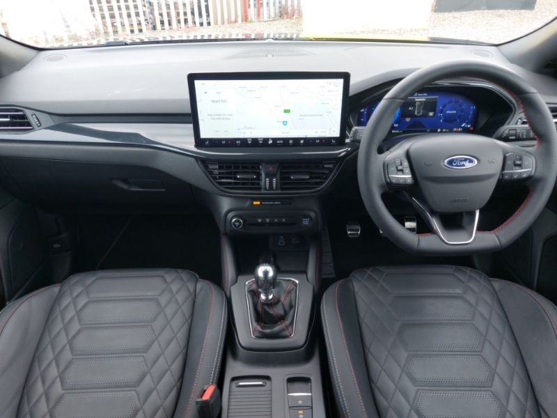 Ford Focus 1.0 Ecoboost Hybrid Mhev 155 St-line X PJ23VBB Black #3