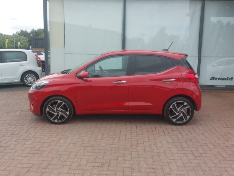 Hyundai I10 1.0 63 Premium Nav AV25WHS Red #4