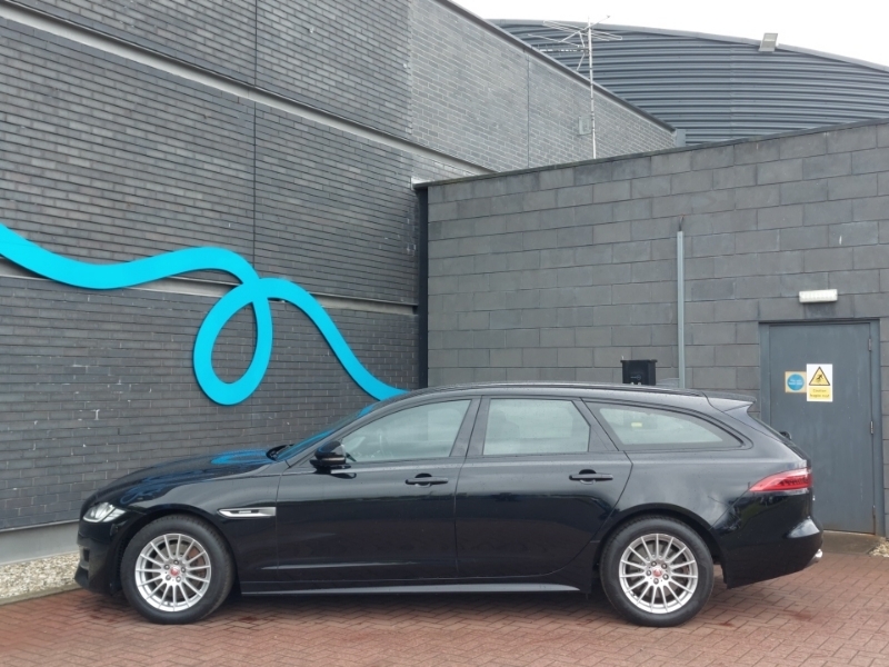 Jaguar XF 2.0D R-sport Black #4