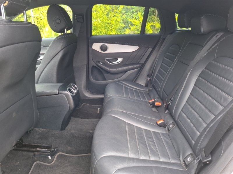 Mercedes-Benz EQC Eqc 400 300Kw Amg Line 80Kwh White #6
