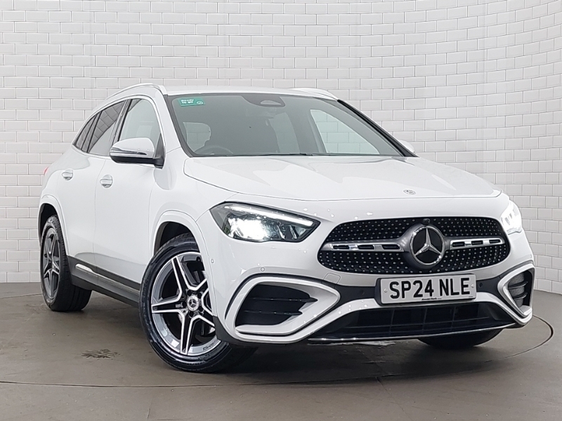 Mercedes-Benz GLA Class Gla 220D 4Matic Amg Line Executive White