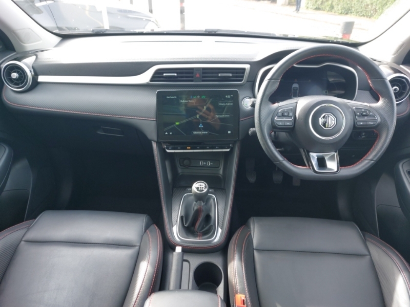 MG ZS 1.0T Gdi Exclusive Black #3