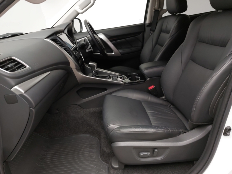 Mitsubishi Shogun Sport Sport 2.4 Di-dc 4 Red #5