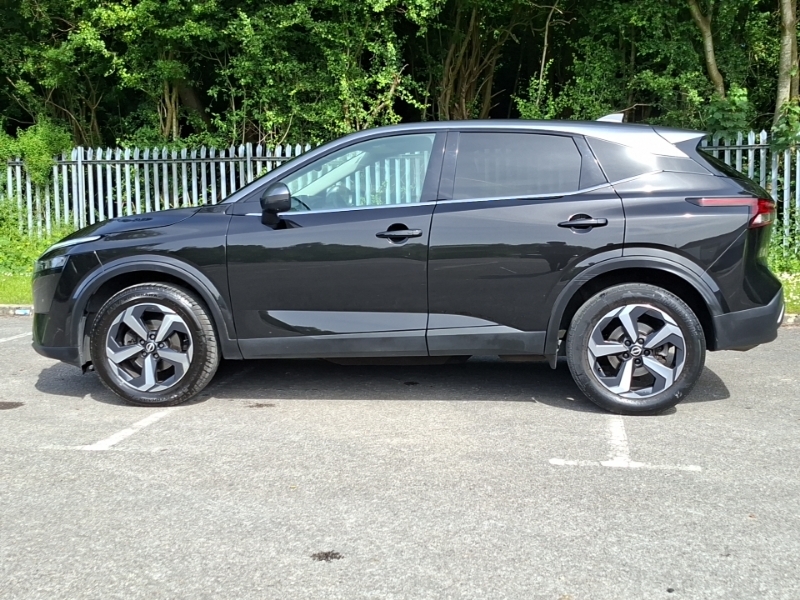 Nissan Qashqai 1.3 Dig-t Mh N-connecta PN23XRG Black #4