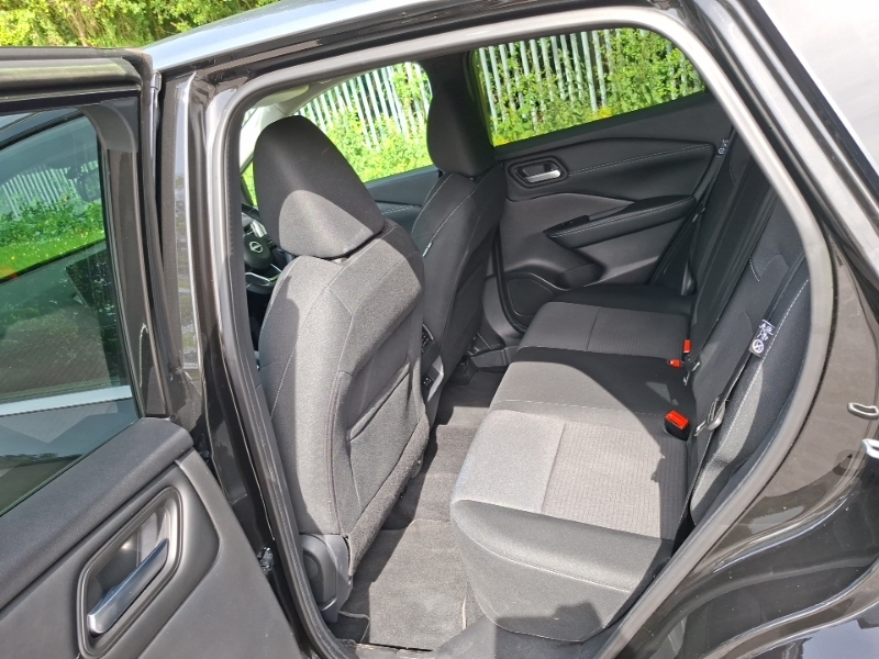 Nissan Qashqai 1.3 Dig-t Mh N-connecta PN23XRG Black #6