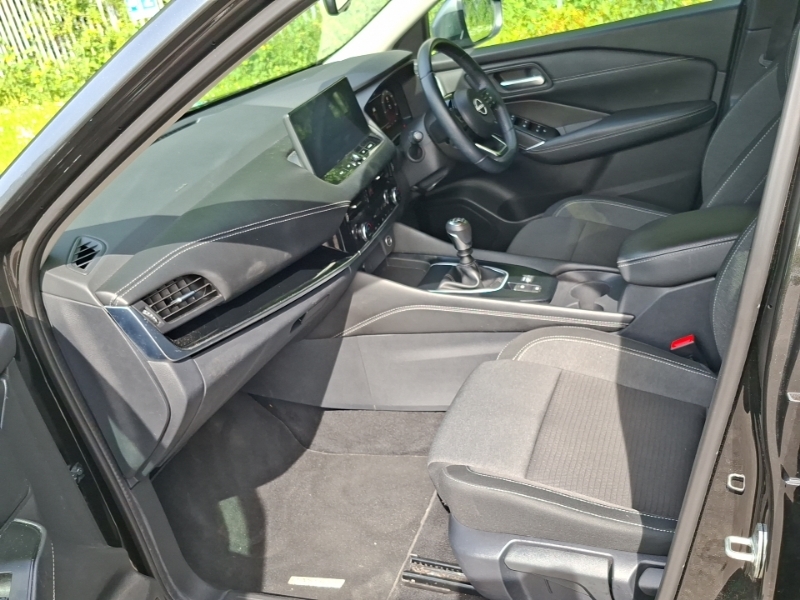 Nissan Qashqai 1.3 Dig-t Mh N-connecta PN23XRG Black #5